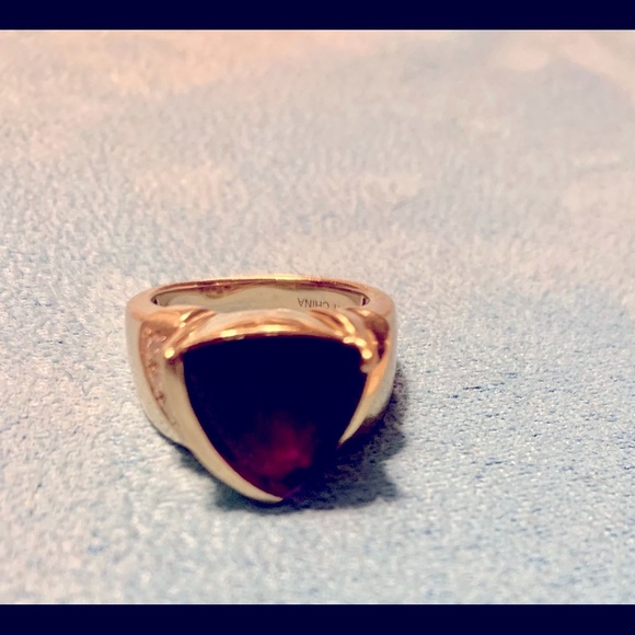 Beautiful solid 14k gold with natural Amethyst and diamond ring